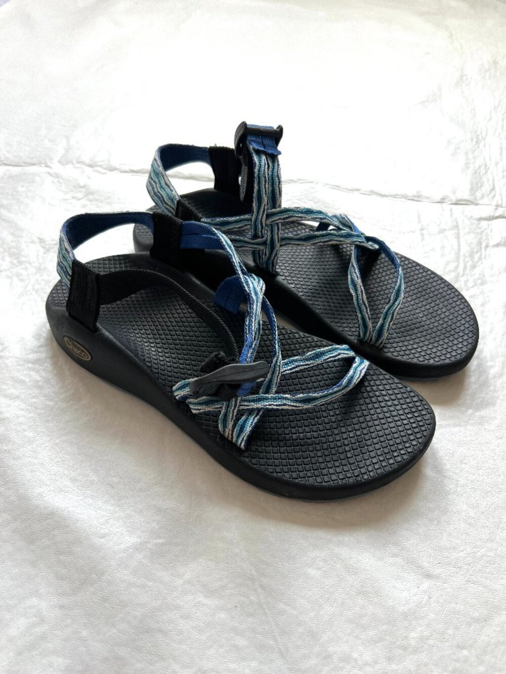 Chaco sandals womens 9 blue nylon ankle strap criss cross Vibram soles